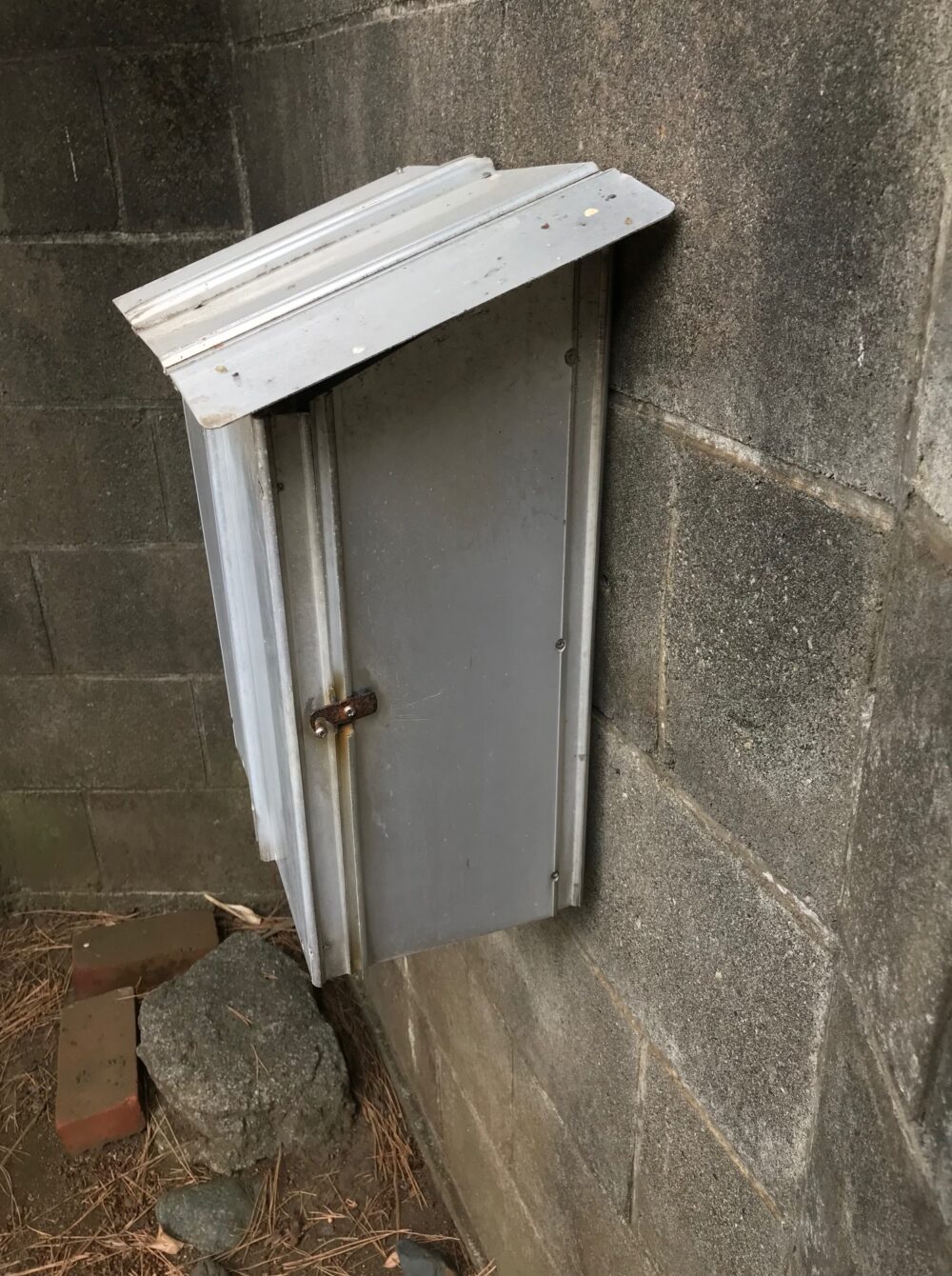 海老名市 ブロック塀ポスト交換 施工例 | 海老名市でリフォームなら海老名トーヨー住器