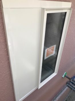 浴室の窓をカバー工法でリフォームしました。