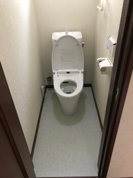 海老名市　1階と2階のトイレを同時にリフォームしました。