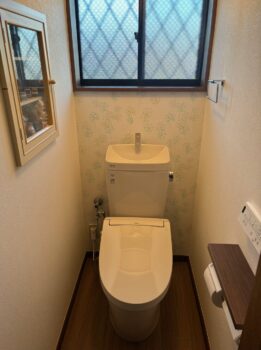 20240201海老名市　1階にイナックスのトイレを施工しました