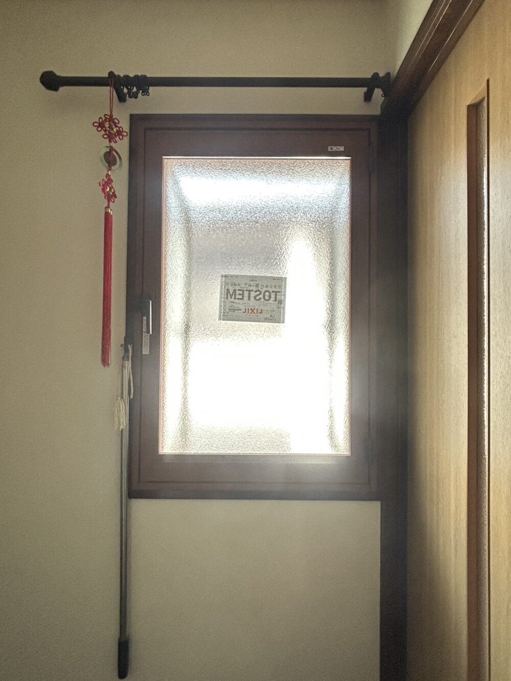 海老名-2階-廊下-開き窓-インプラス-断熱-施工後-01 海老名-2階-廊下-開き窓-インプラス-断熱-施工後-01