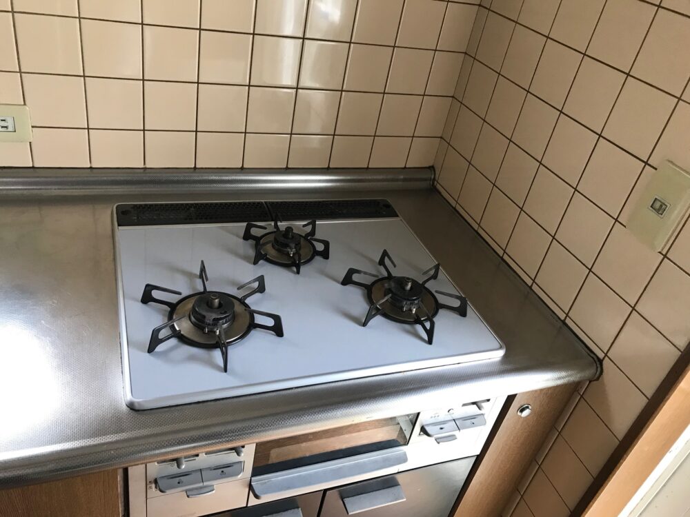 【海老名市 リフォーム】ガスコンロからIHに交換したい！専用の配線工事って絶対に必要？