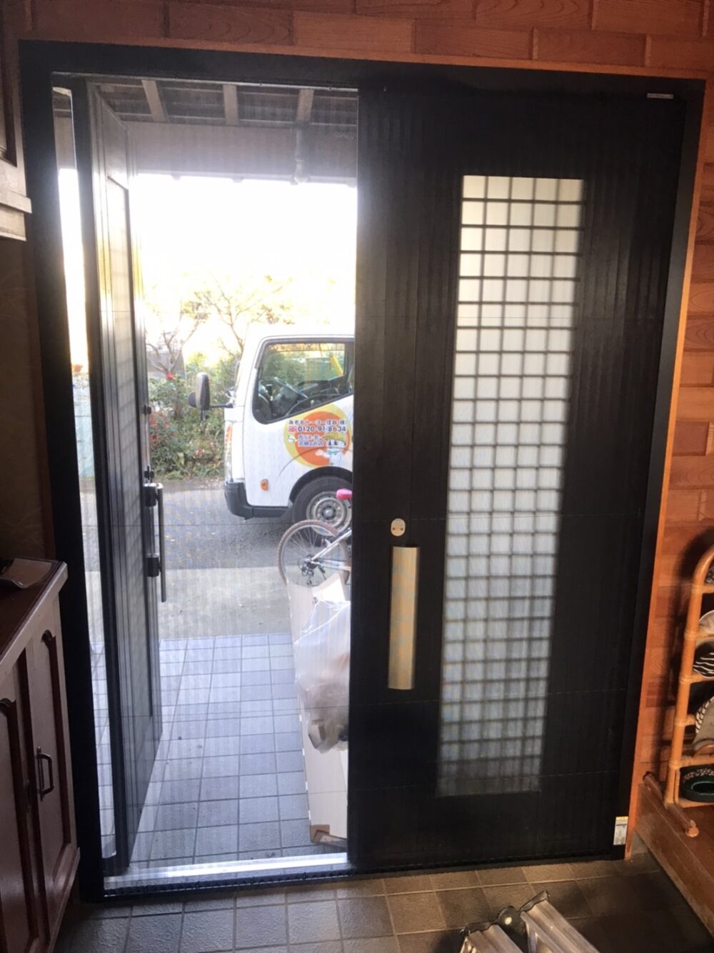 entrance-door-screen_after