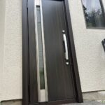 【東京都町田市 リフォーム】たった1日で防犯性と断熱性アップ！LIXILリシェントで明るく快適な玄関へ